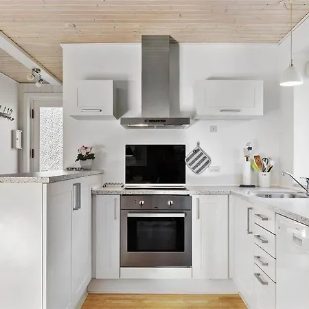 1530-aakirkeby-poserevaenget-10 Holiday home